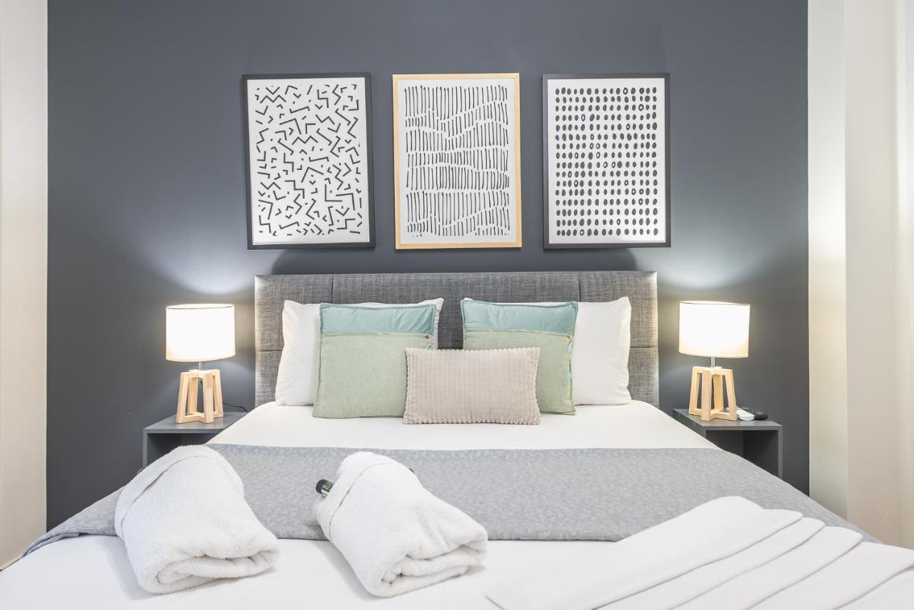 Elegant Suite By Cloudkeys Athens Exterior photo